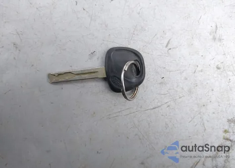 2015 Kia Sorento Lx z USA, uszkodzony, nr VIN 5XYKTCA67FG560895